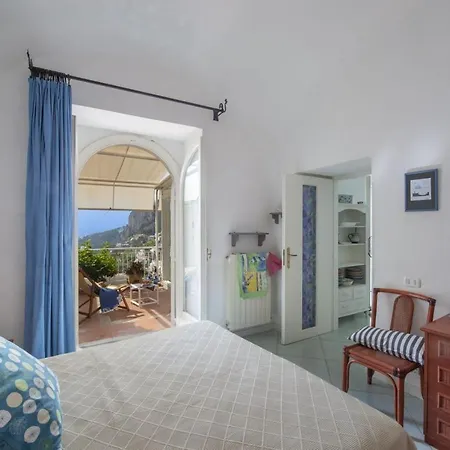 Sleeps 4 Air Con Wifi Apartmán